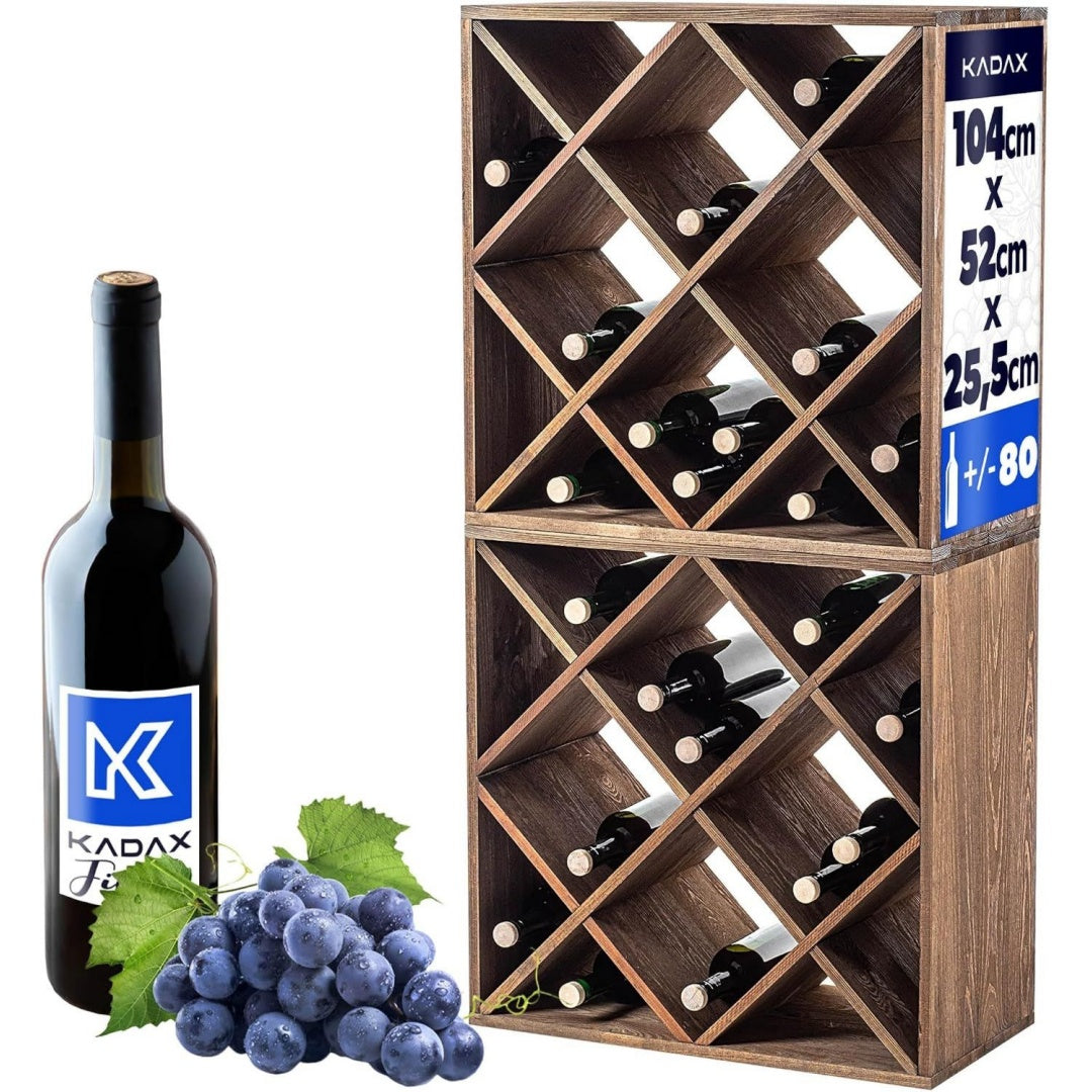 Armadio in legno massello marrone